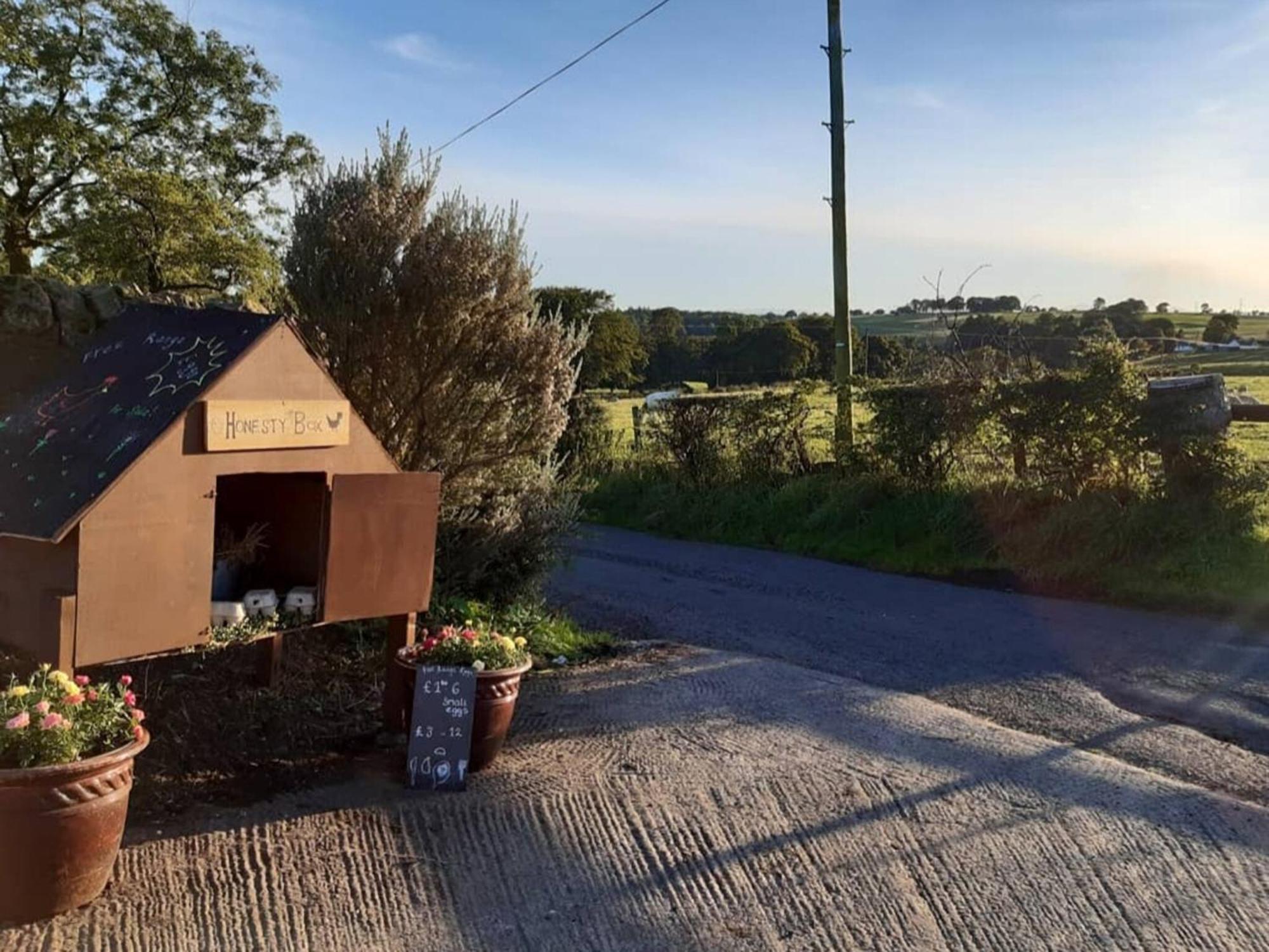 Old Stable Cottage Uplawmoor Bagian luar foto